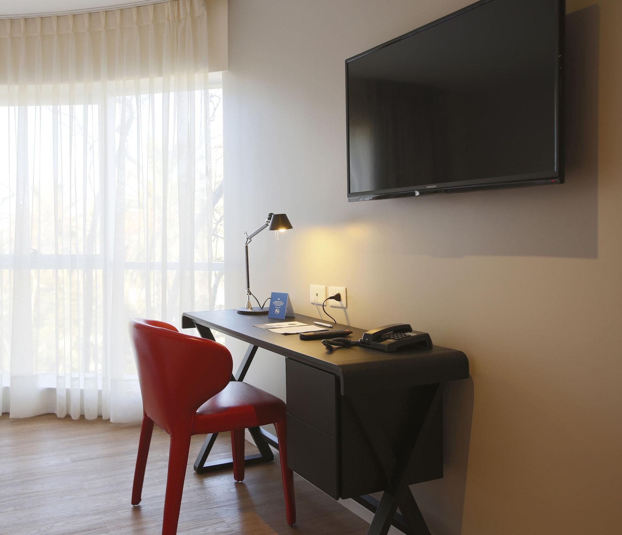 Regency Way Montevideo Hotel ภายนอก รูปภาพ