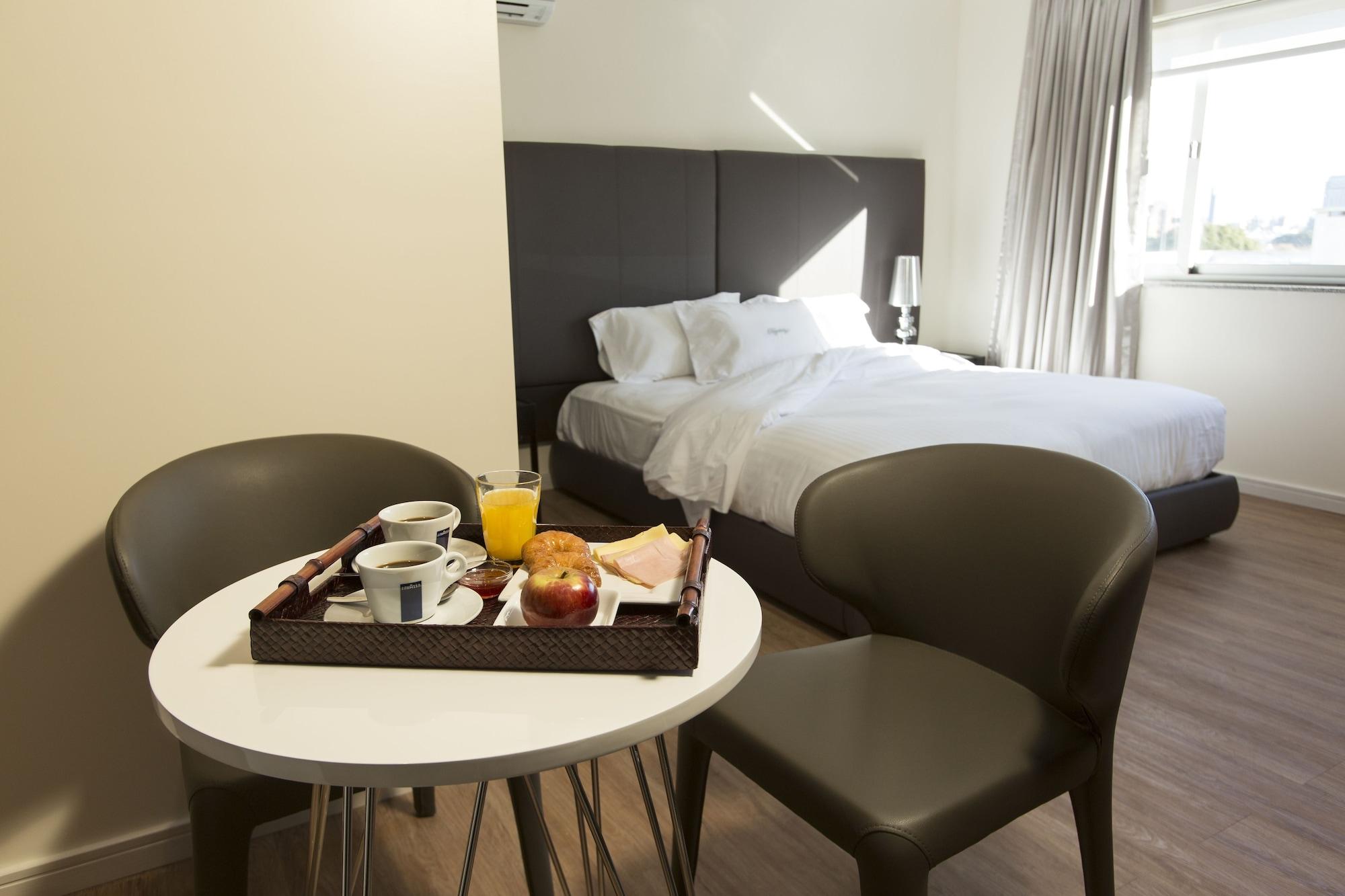 Regency Way Montevideo Hotel ภายนอก รูปภาพ