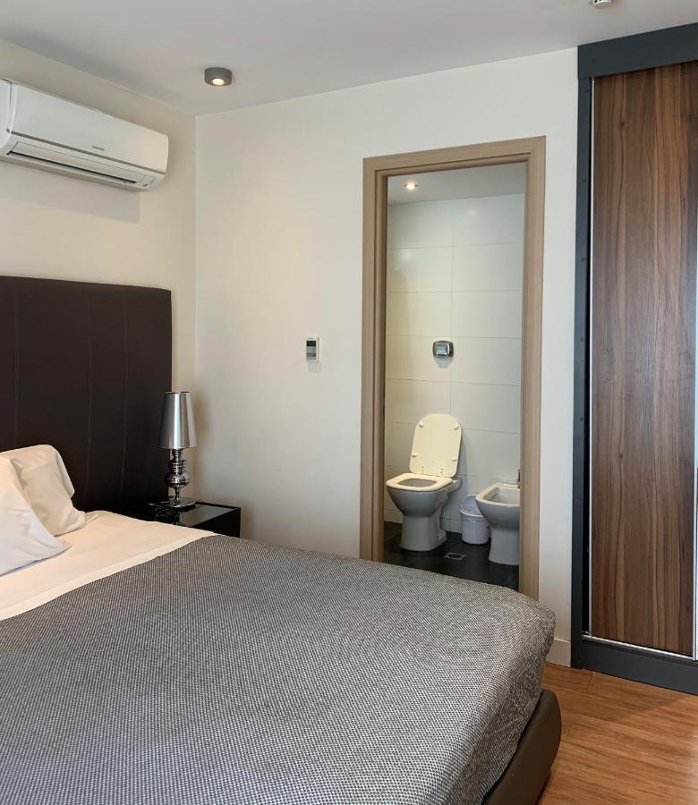 Regency Way Montevideo Hotel ภายนอก รูปภาพ