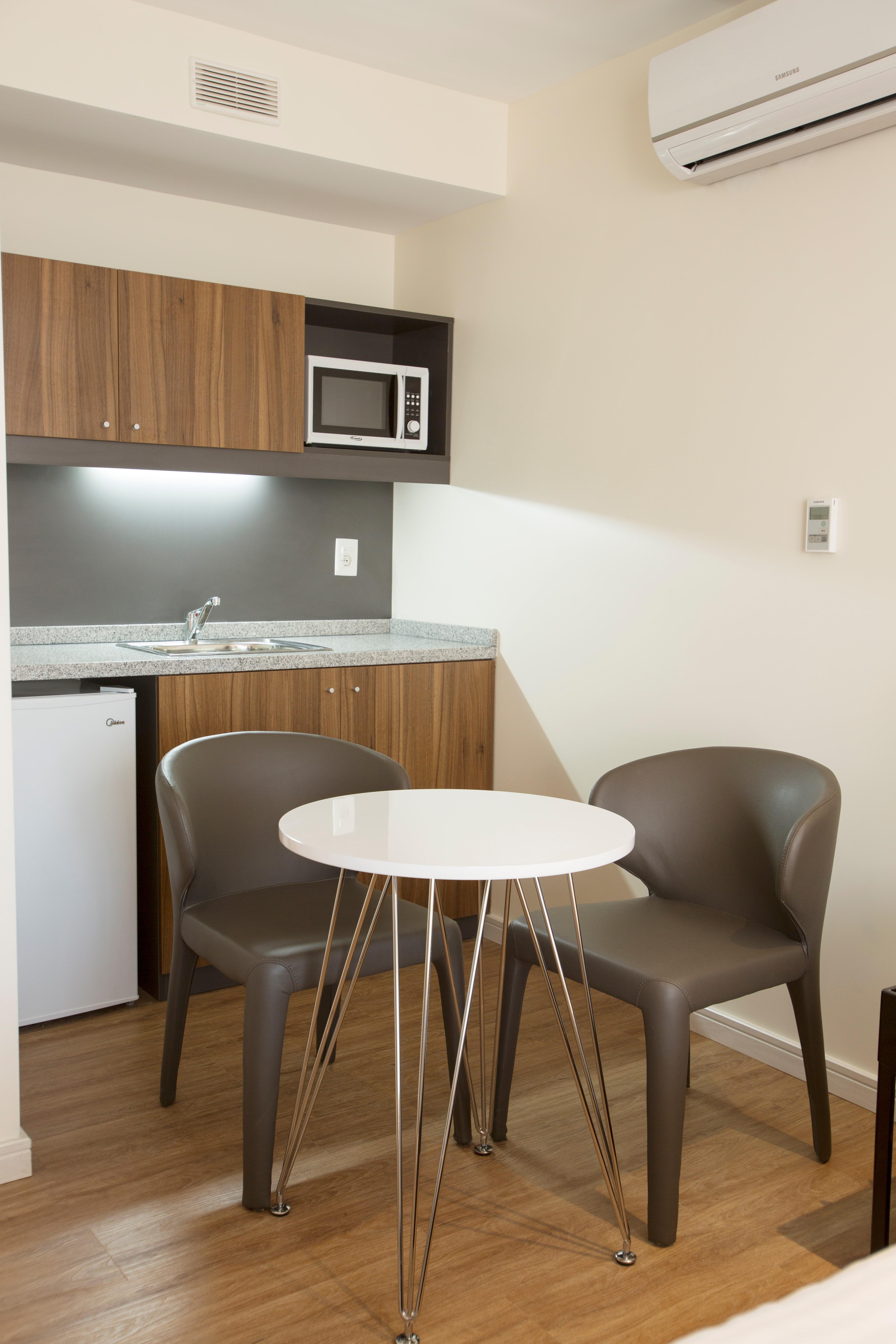 Regency Way Montevideo Hotel ภายนอก รูปภาพ