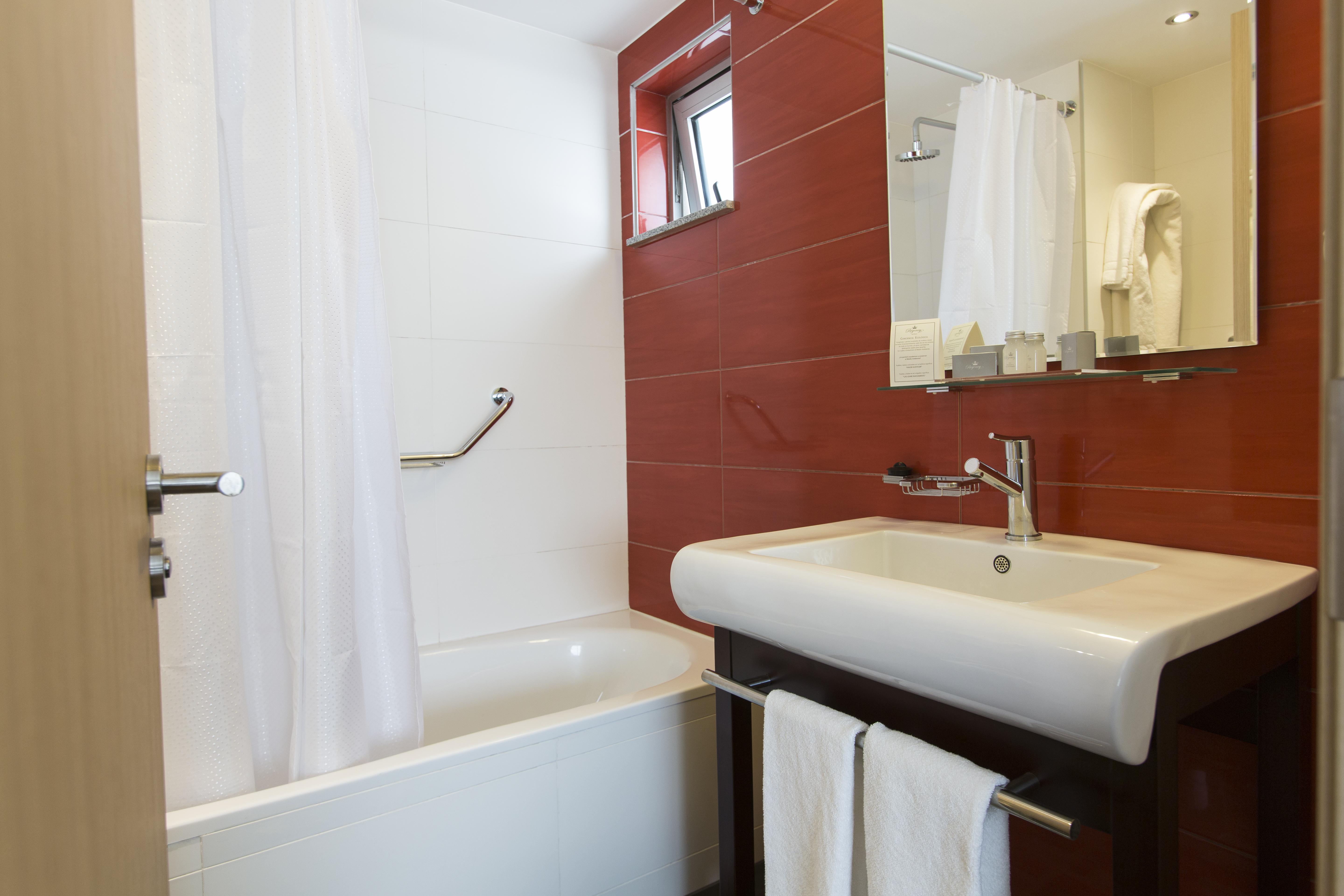 Regency Way Montevideo Hotel ภายนอก รูปภาพ