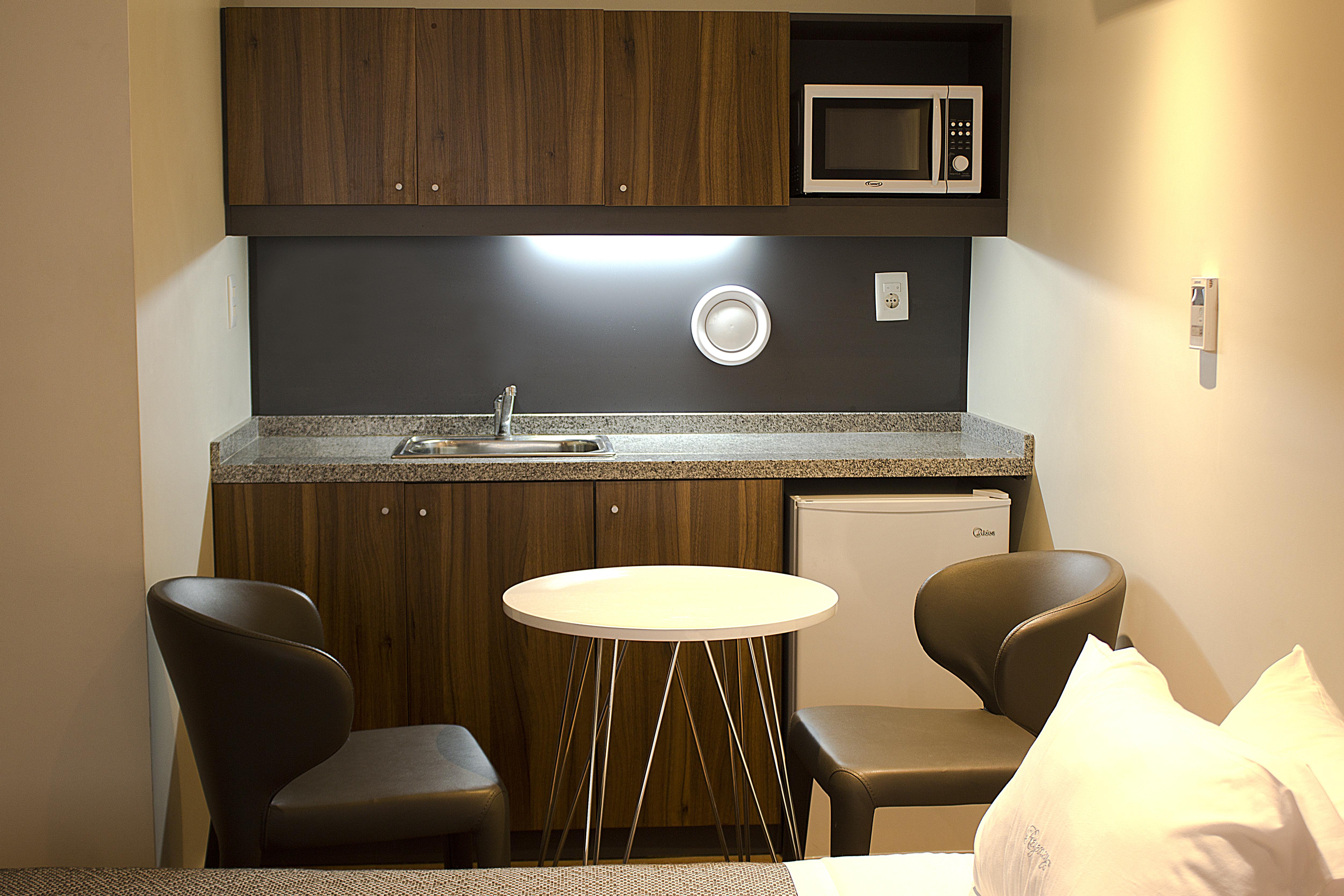 Regency Way Montevideo Hotel ภายนอก รูปภาพ