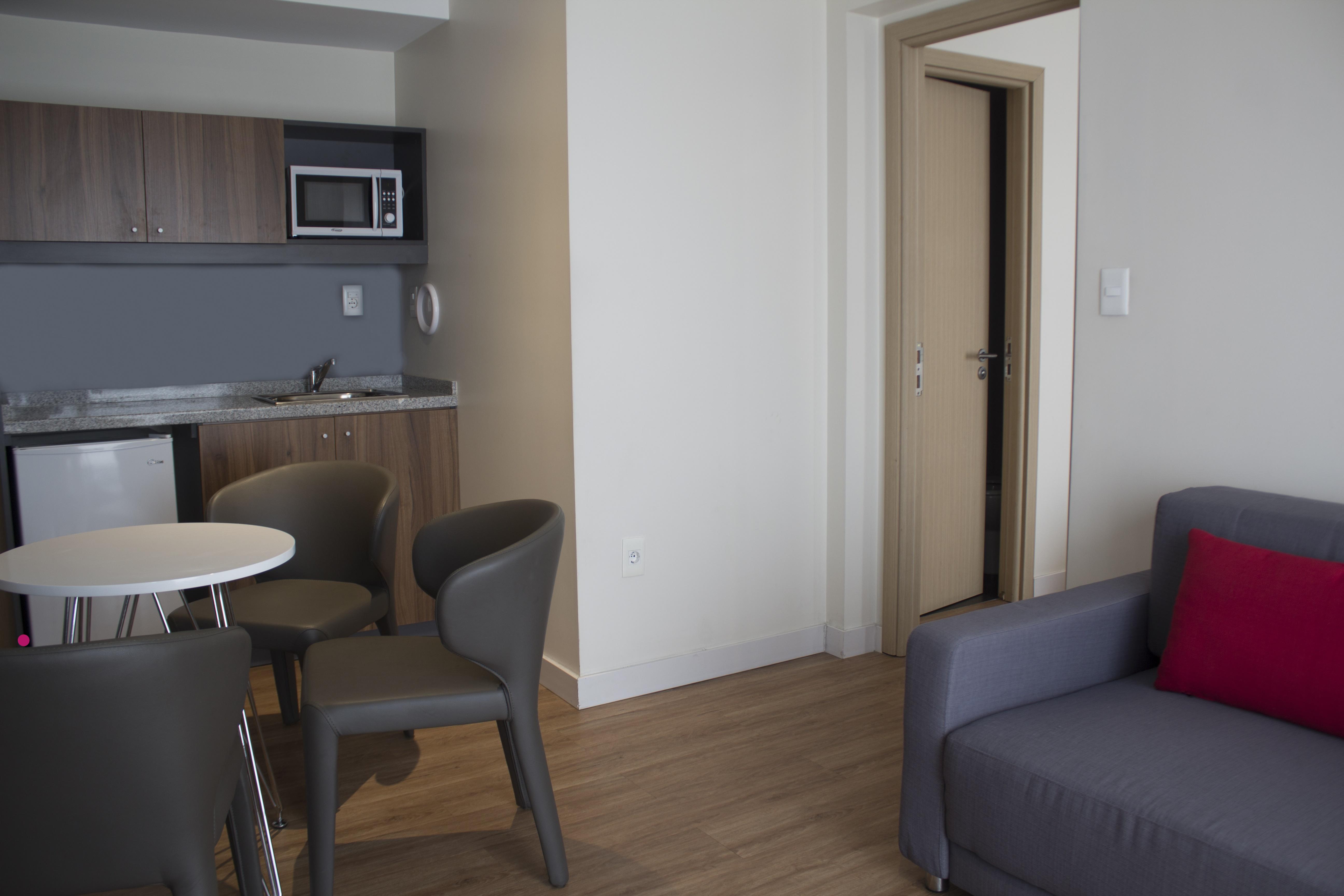 Regency Way Montevideo Hotel ภายนอก รูปภาพ