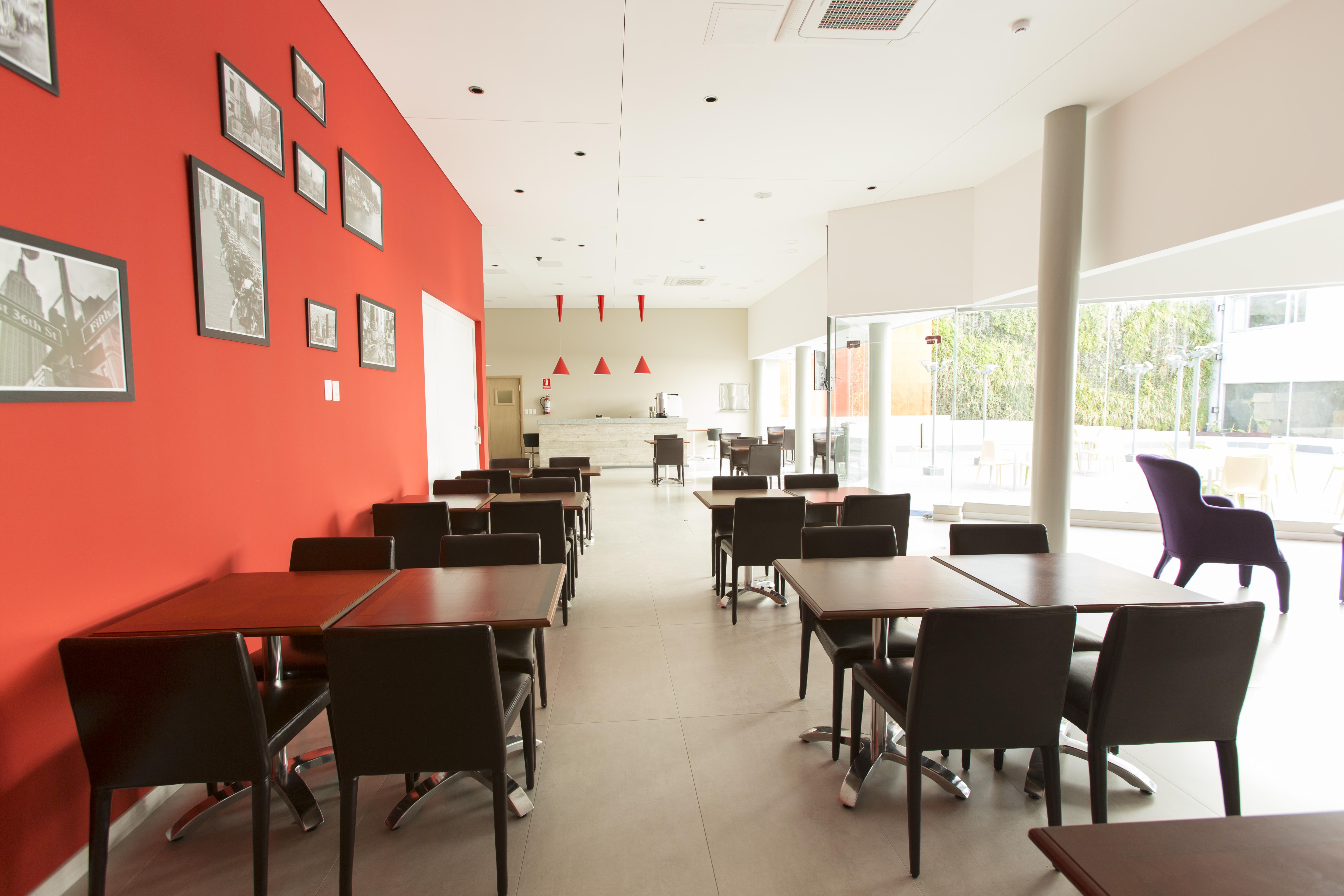 Regency Way Montevideo Hotel ภายนอก รูปภาพ