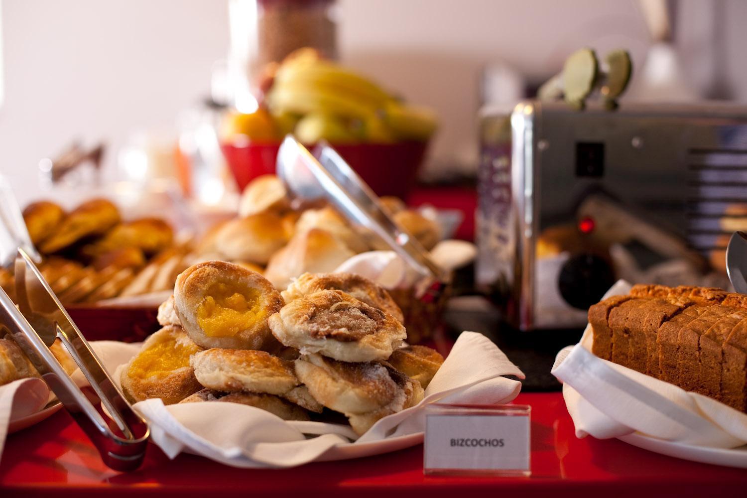 Regency Way Montevideo Hotel ภายนอก รูปภาพ
